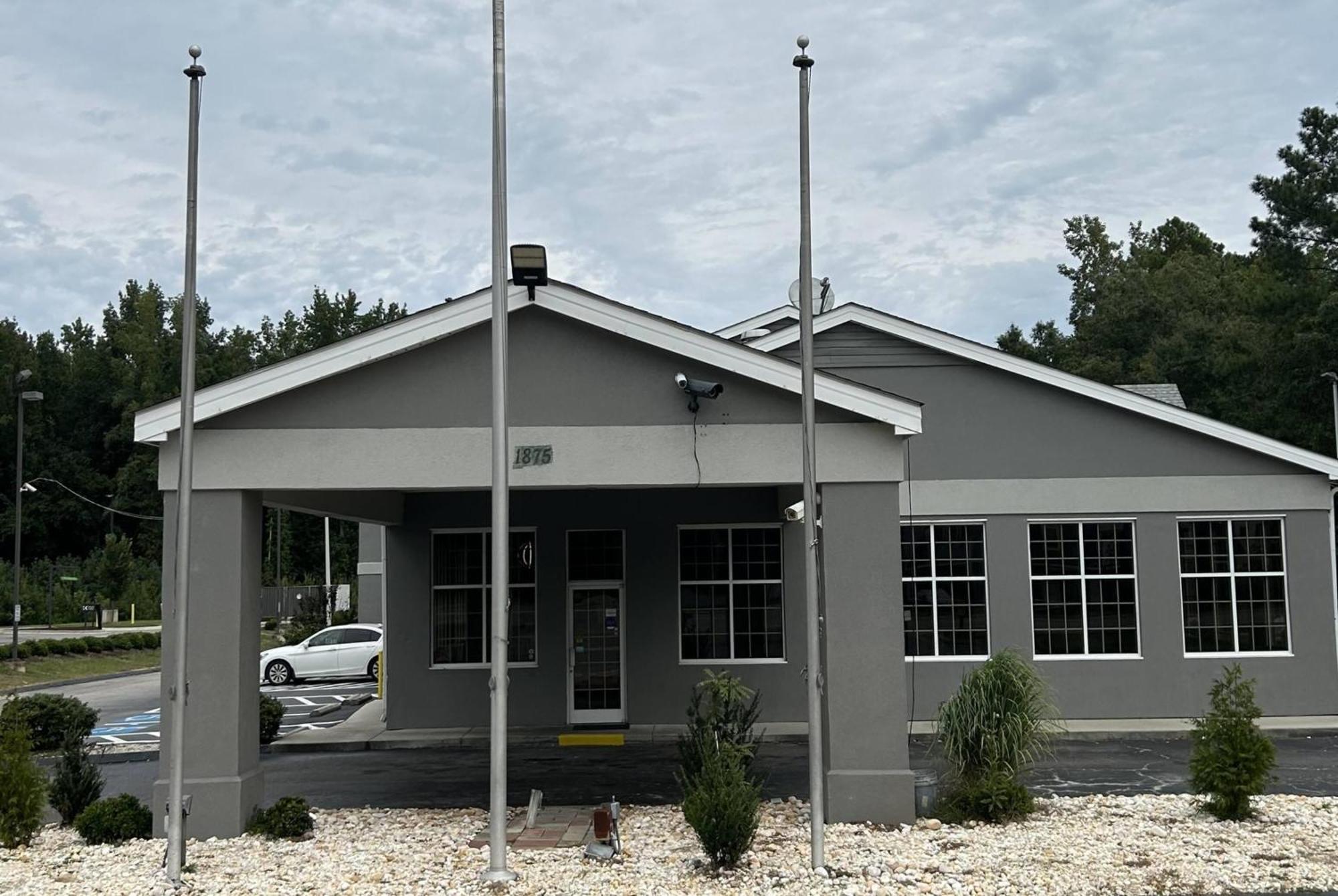 4 Smart Airport Hotels Near Fayetteville State University