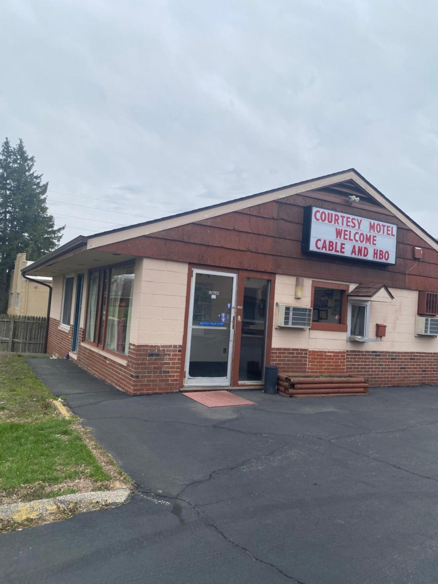 4 Budget Hotels Near Assembly Hall Champaign for Smart Stays